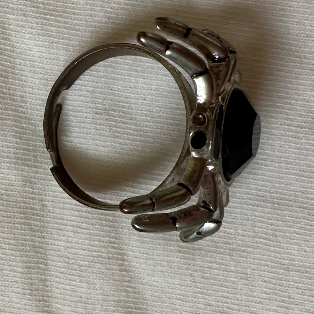 Spider ring - Picture 4 of 4